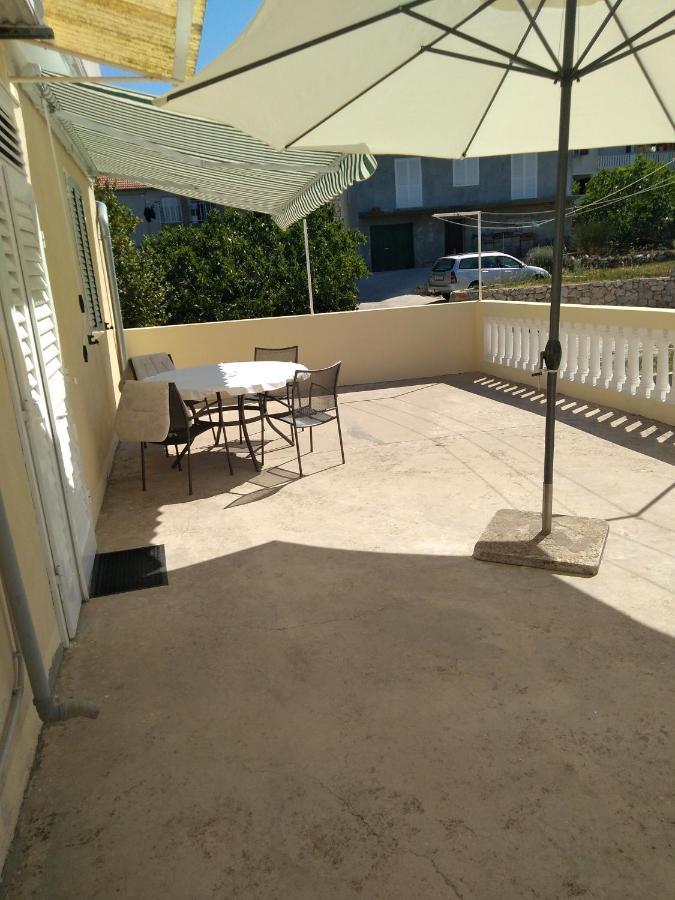 Apartment Nila Sali Dış mekan fotoğraf